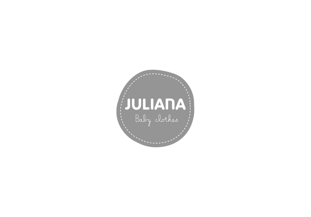 Juliana vistiendo bebeés - cliente fusionarte